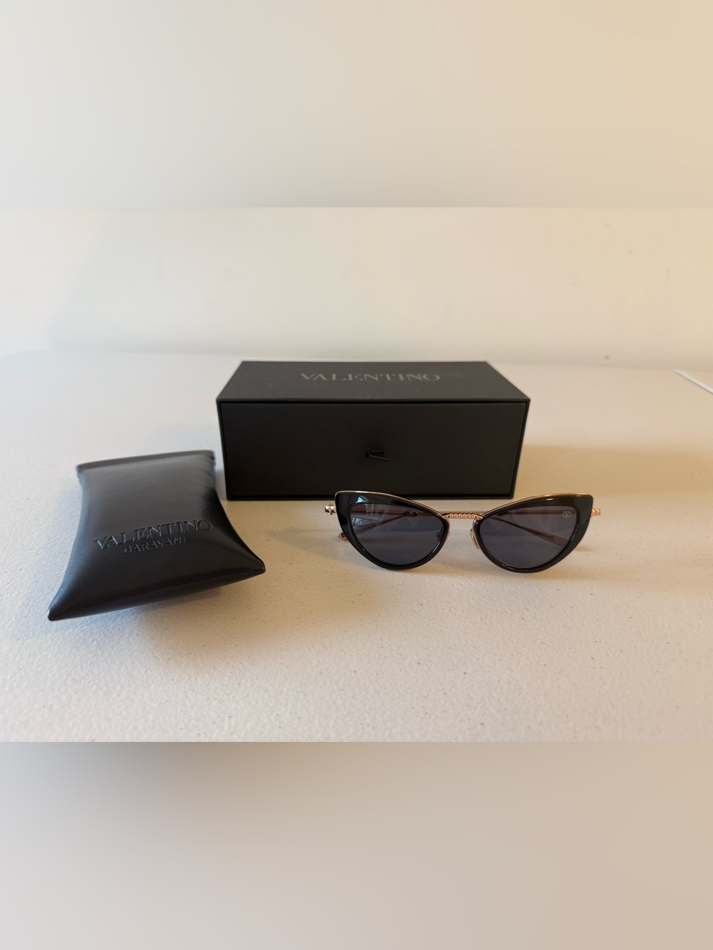 NIB Valentino Black Cat Eye VIII VLS-102A Sunglasses